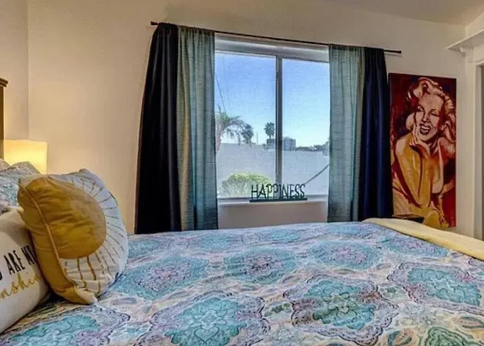 Boutique Havasu Getaway, Summertime Bliss! Lake Havasu City